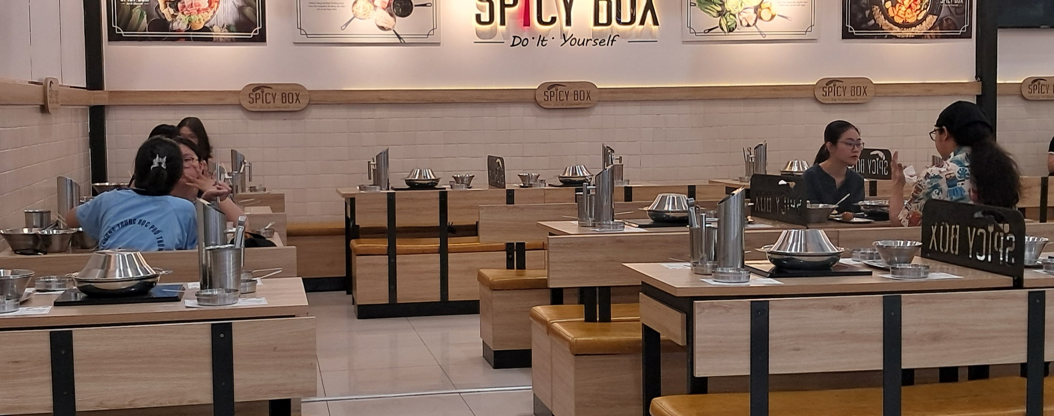 Bữa cơm chung thời 4.0